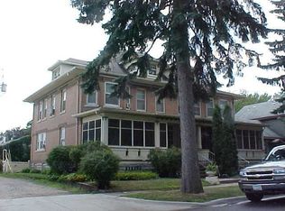 314 W 3rd St, Cedar Falls, IA 50613