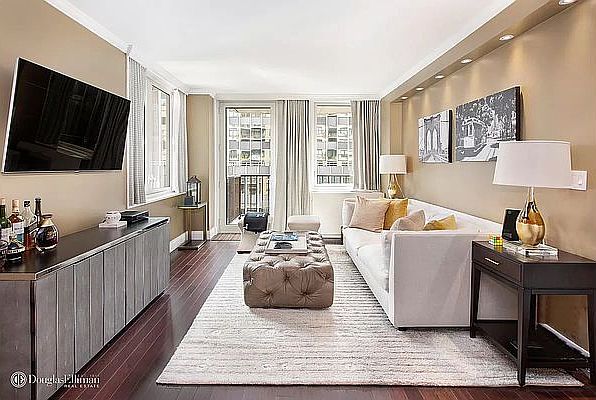 1st image of 212 E 47th St #17GU