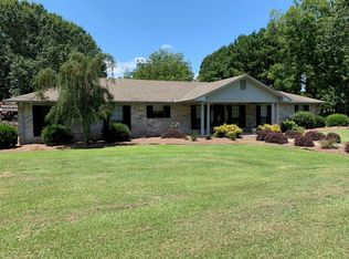243 Blackledge Cir, Laurel, MS 39443