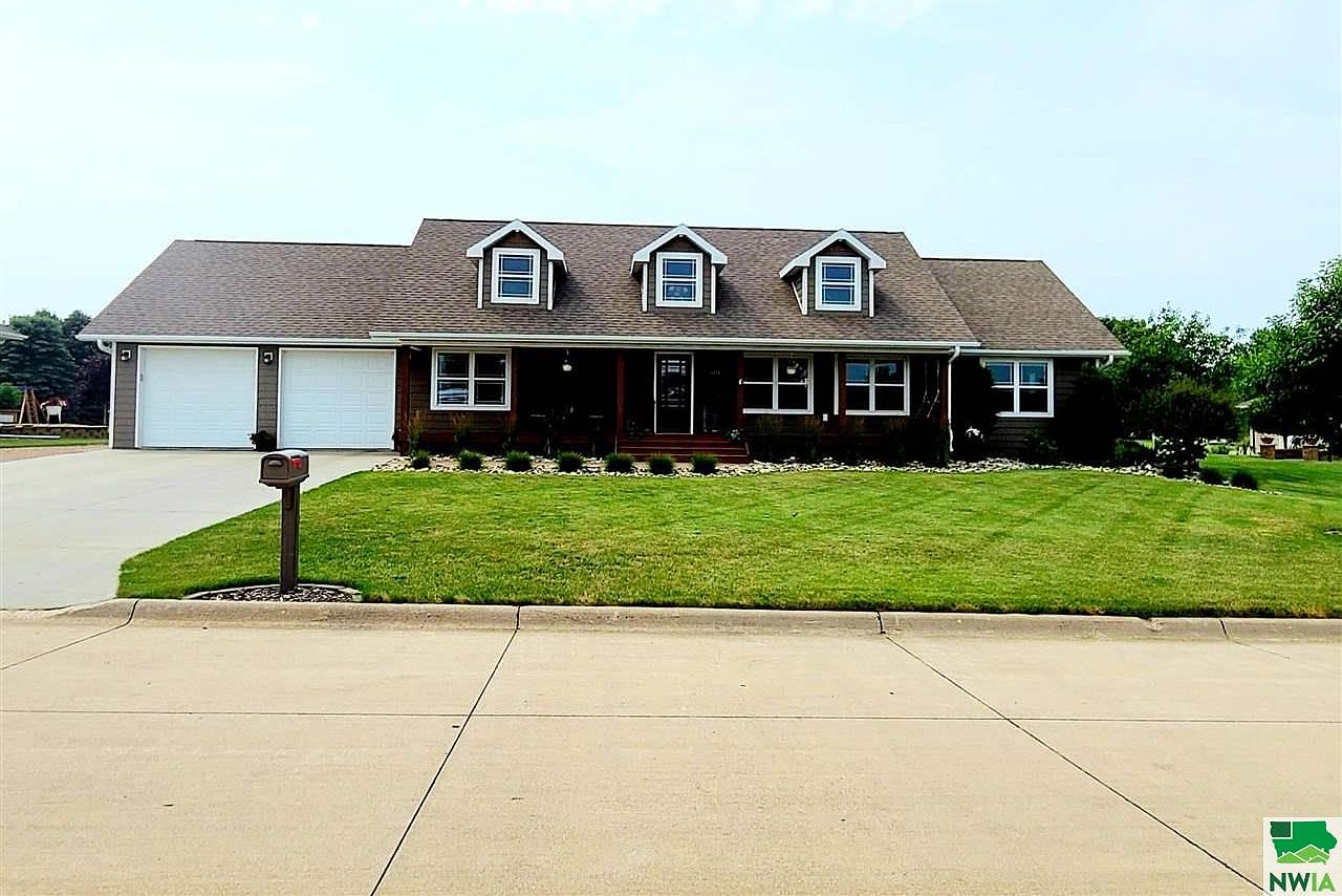 1416 8th St, Hull, IA 51239 Zillow