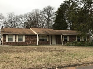 3221 Bisco Rd, Knoxville, TN 37931