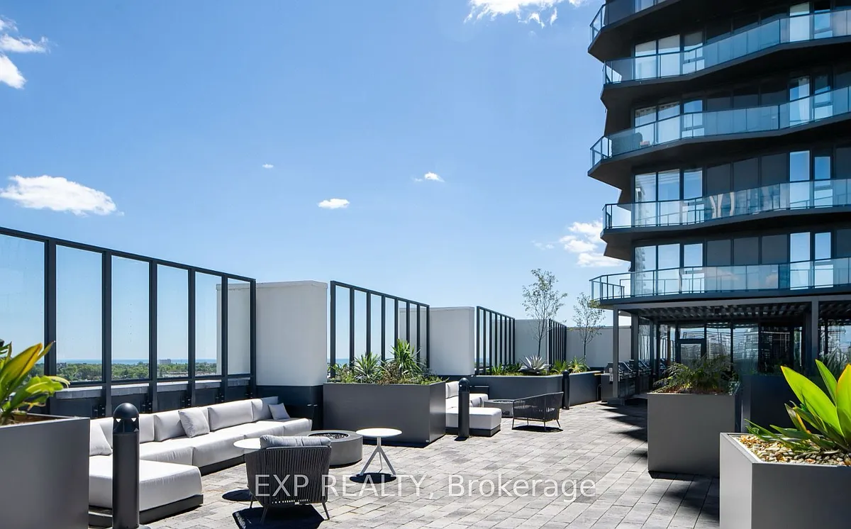 Building Photo - 36 Zorra St #2601