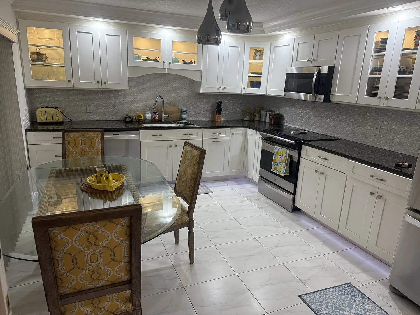 Beautiful NSB Condo Steps from the Ocean! — Photo 4