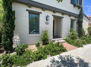 105 Vigna, Irvine, CA 92602