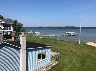 6845 E Birch Point Rd, Traverse City, MI 49684