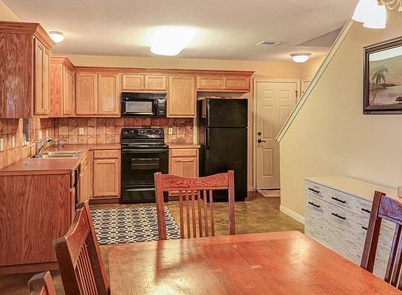 4th image of 603 Deckhouse Dr