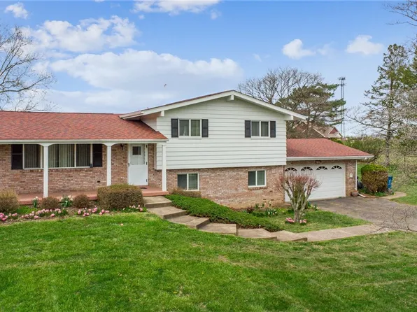 1051 Elicker Rd, New Kensington, PA 15068