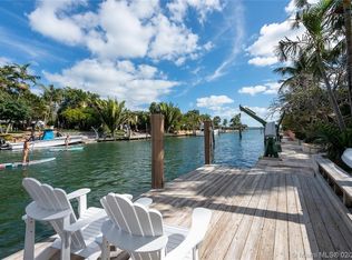 4245 Lake Rd, Miami, FL 33137