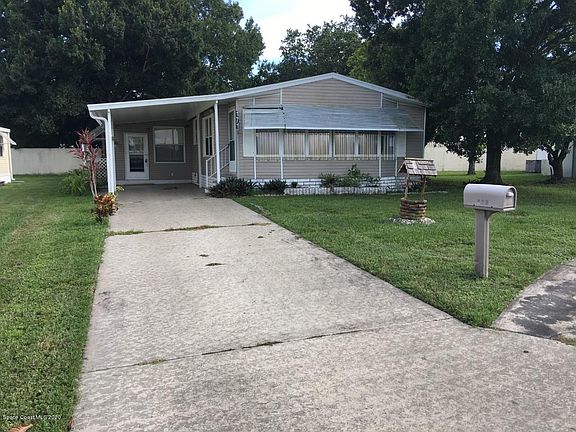 2nd image of 171 Cheswick Cir NE