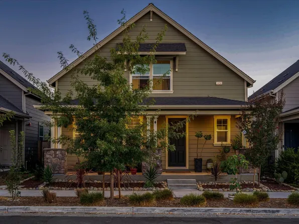 1494 Cavendish Avenue, Santa Rosa, CA 95401