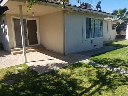 3rd image of 1756 W Andrews Ave