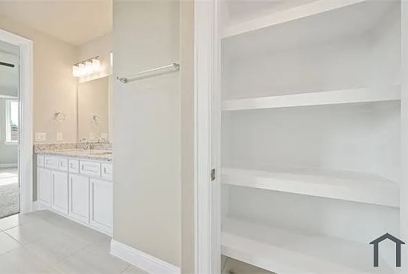 721 Ocean Palms Dr — Photo 18