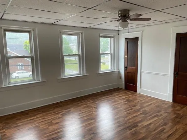 7 Main St #B, Lewis Run, PA 16738