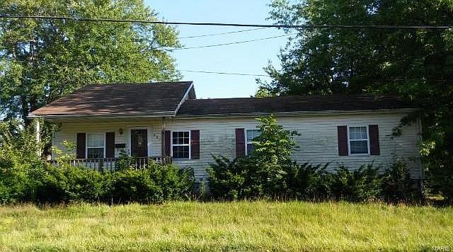 1st image of 607 E Elm St