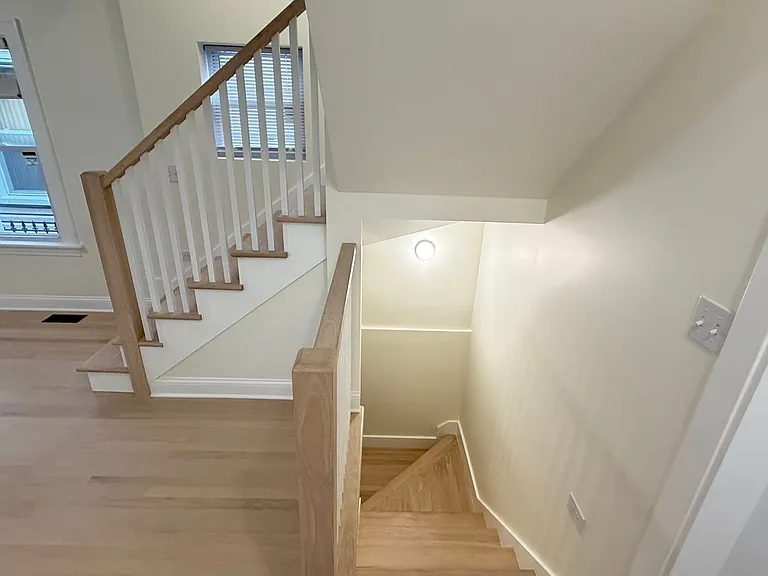 5821 W Gunnison St — Photo 46