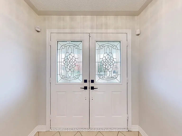 29 Pardon Ave — Photo 5