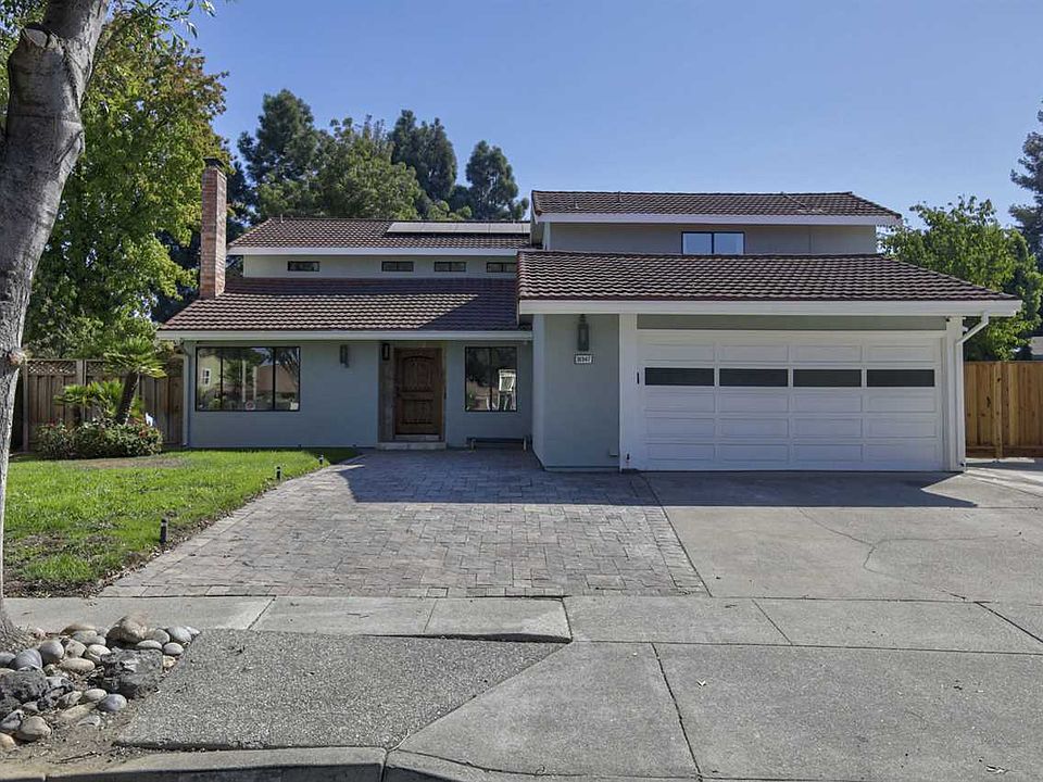 2nd image of 36947 Reynolds Dr