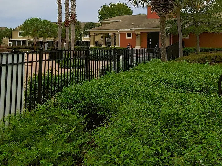 4441 SW 49th Ave — Photo 28
