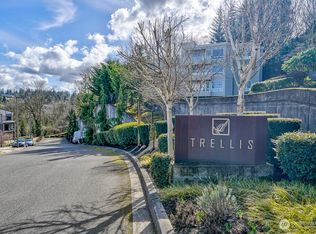 2978 76th Pl SE UNIT 104, Mercer Island, WA 98040