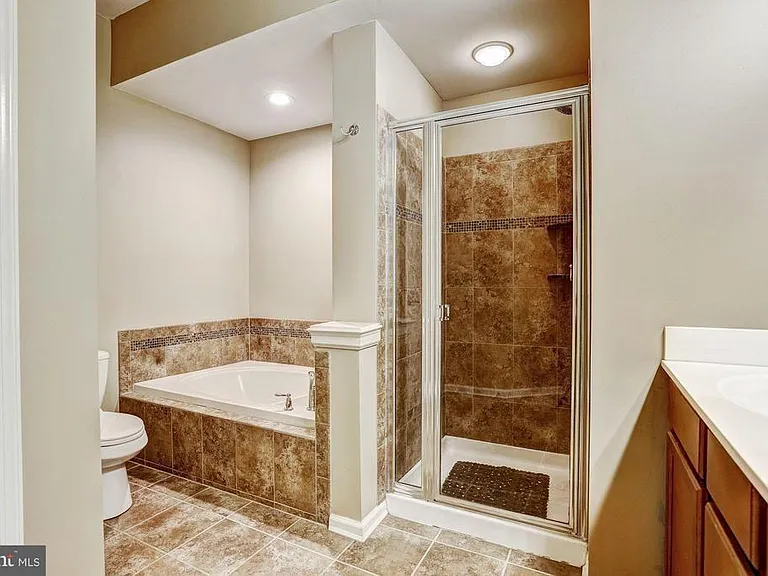 7289 Elkridge Crossing Way — Photo 8