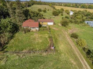 12907 Saunders Rd, Pecatonica, IL 61063