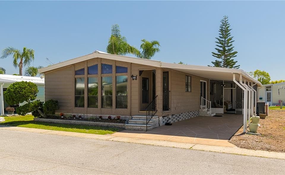 1st image of 122 Dolphin Dr S
