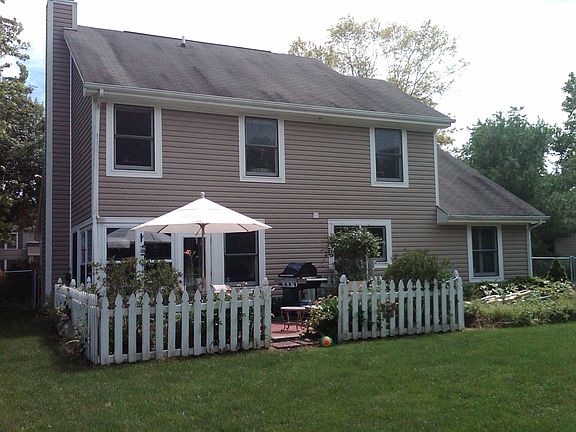 3rd image of 1472 Waterford Dr
