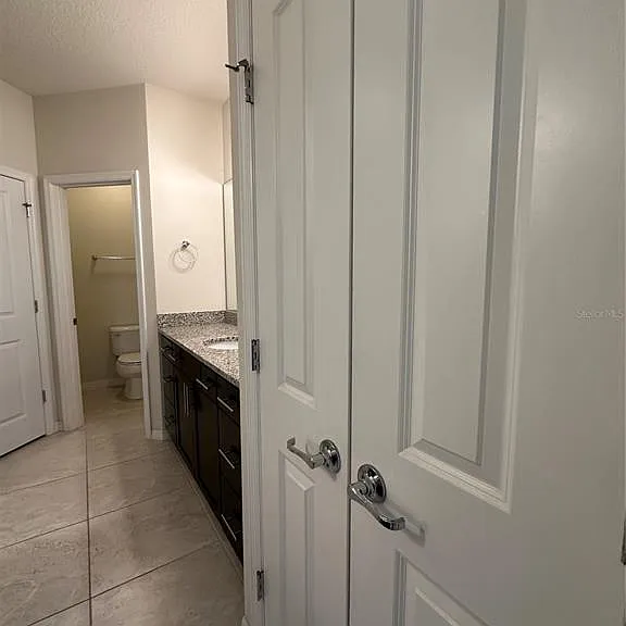 527 Piazza Point — Photo 36
