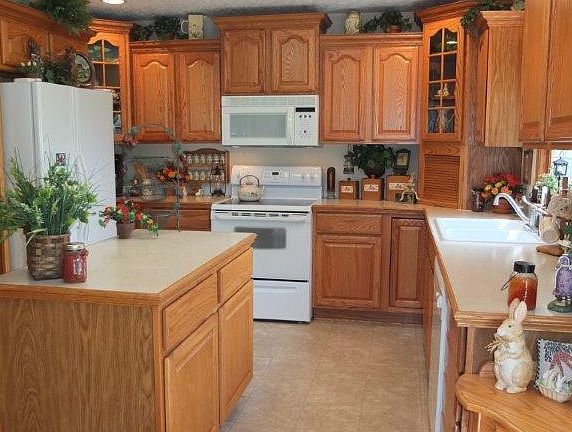 5th image of 1815 Sturbridge Dr