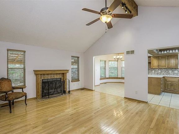 5th image of 8725 Kansas Ave