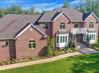 1 N Pointe Dr, Jackson, NJ 08527