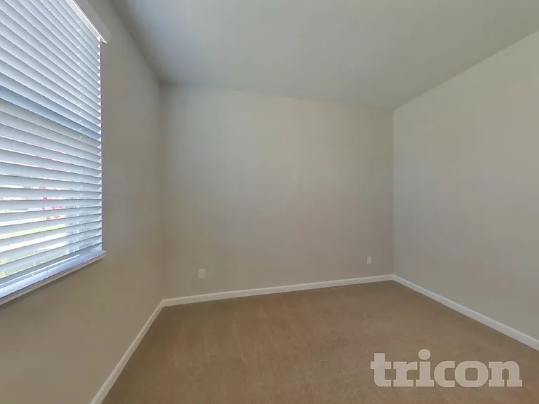 2028 Tate Farm Ln — Photo 11