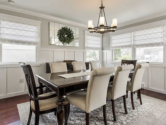 3rd image of 82 Pilgrim Ln