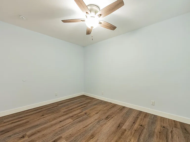 12547 Josephine St — Photo 13