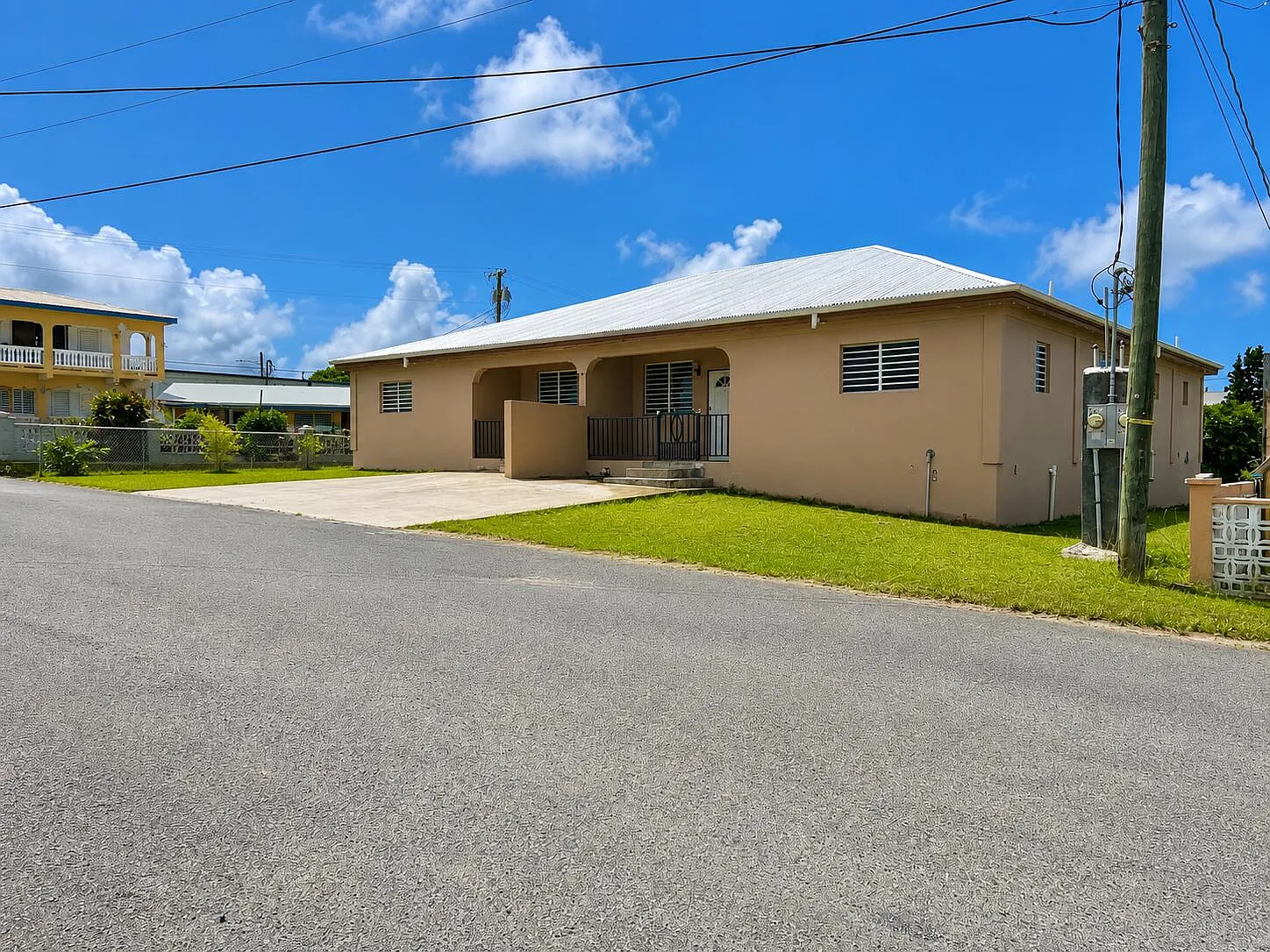 2 bed, $2,100 — Photo 1