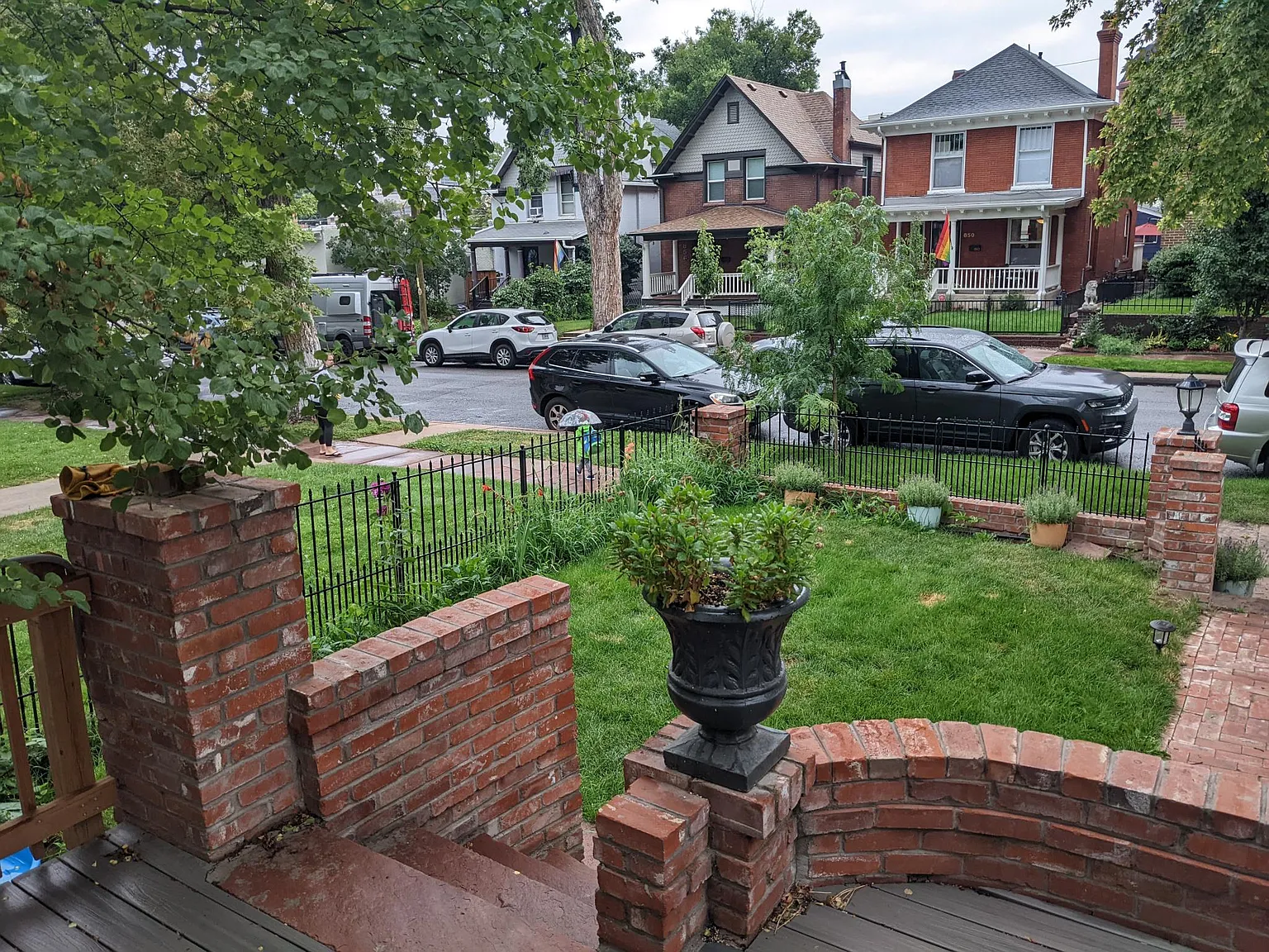 4 bed, 2100 sqft, $4,300 — Photo 3