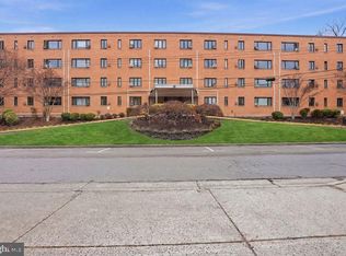 111 Lee Ave APT 302, Takoma Park, MD 20912