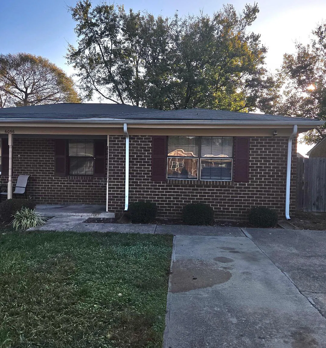 3 bed, 1.5 bath, 1064 sqft, $1,495 — Photo 1