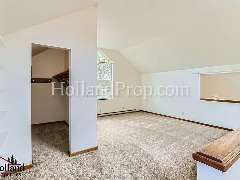 1719 Main St #1 — Photo 16