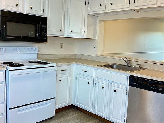 3rd image of 1209 Brice Sq