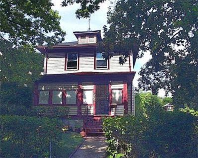 1st image of 568 E Maryland St