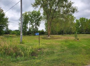 W4217 Raasch Hill Rd, Horicon, WI 53032