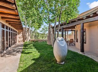 1863 Camino De Cruz Blanca, Santa Fe, NM 87505