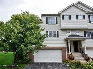 351 Evergreen Ln, Gilberts, IL 60136
