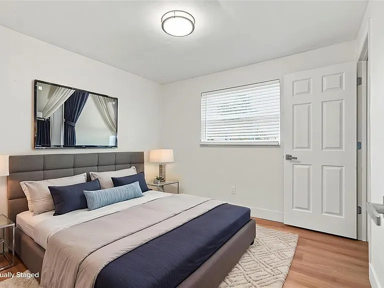 6701 S West Shore Blvd #7 — Photo 22