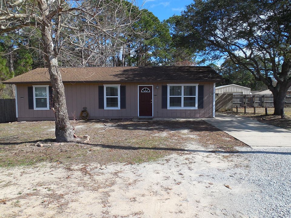 1st image of 485 Woodfern Ave