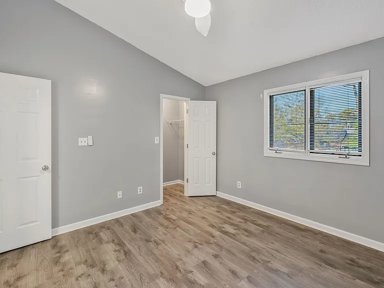 401 10th Ave S #A1 — Photo 18