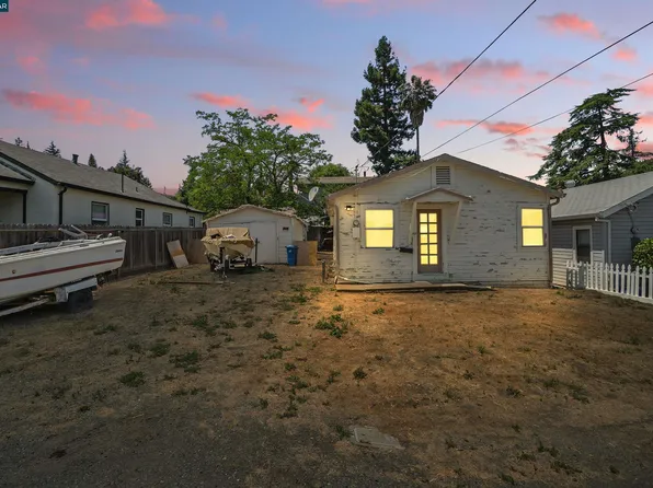 631 Kelly Ave, Martinez, CA 94553