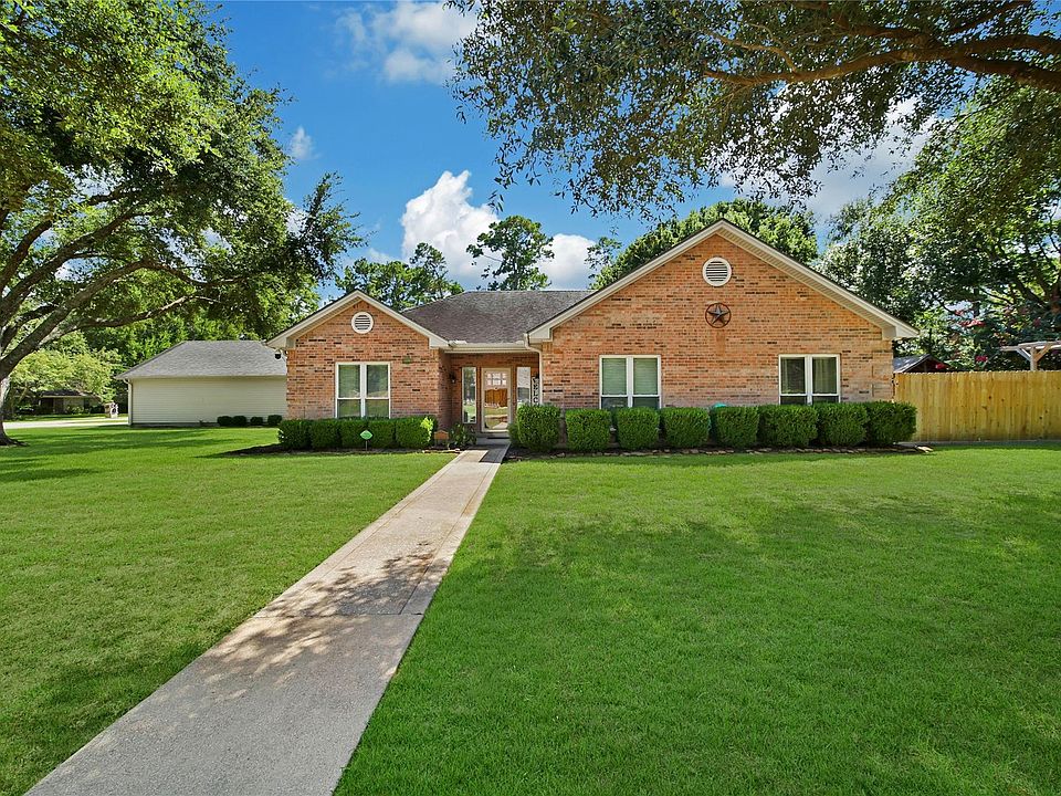 1st image of 34605 Kara Ln