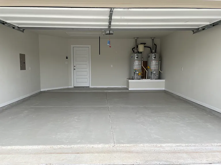 113 Thurston Dr — Photo 46